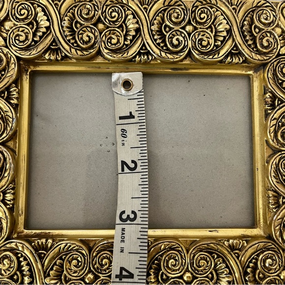 Gold Ornate Picture Frame - Picture 6 of 7